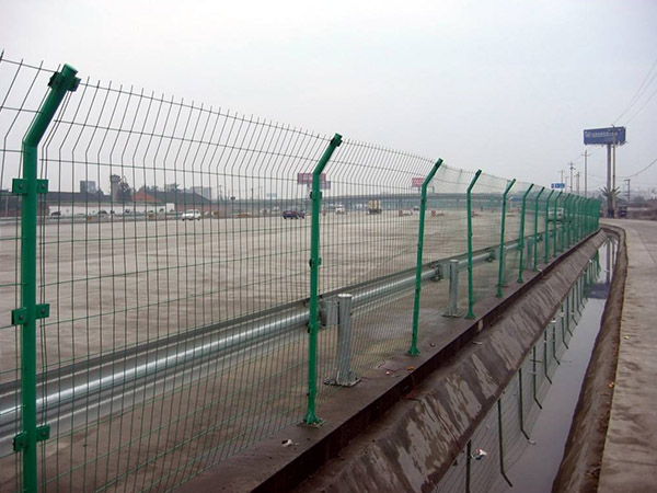 西安双边丝护栏网图片1