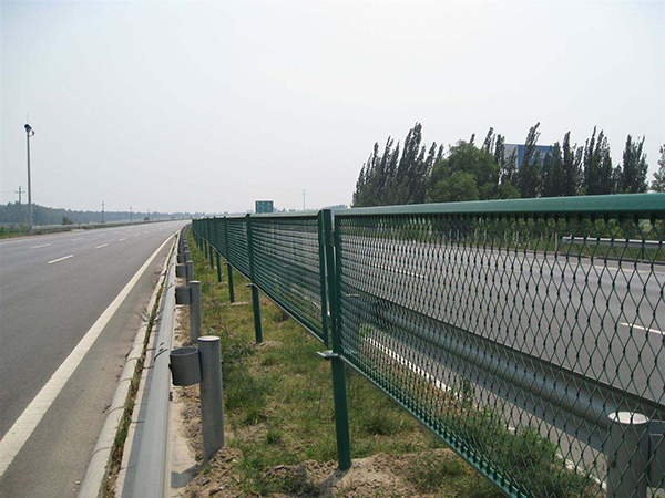 深圳高速公路防眩网图片1