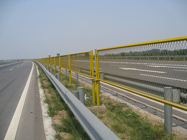 吉林高速公路防眩网图片2