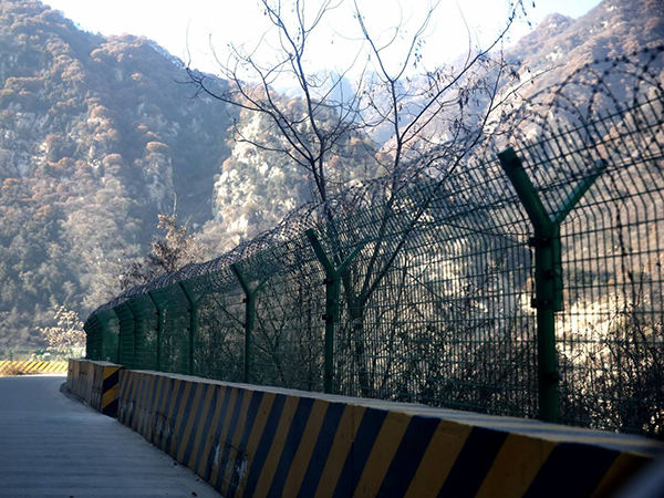 北京水源地围栏网图片3
