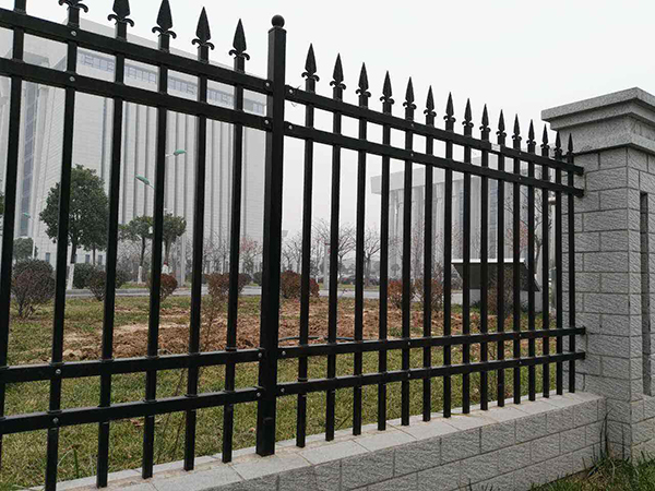 北京锌钢护栏图片3
