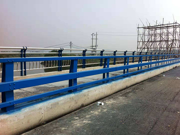 安徽桥梁护栏图片4