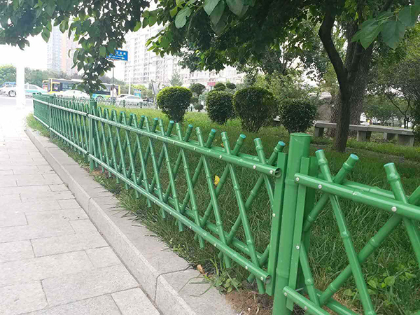 上海仿竹护栏图片4